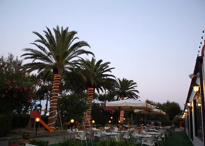 Hotel San Remo - All Inclusive - Fronte Mare - Spiaggia Privata Martinsicuro